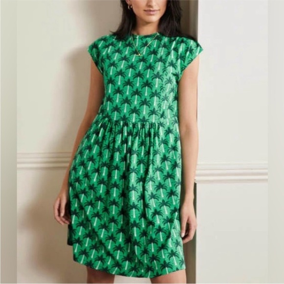 Boden Jersey T-Shirt Dress Green Lagoon, Paradise Palm size 12 L long POCKETS! - Picture 1 of 7